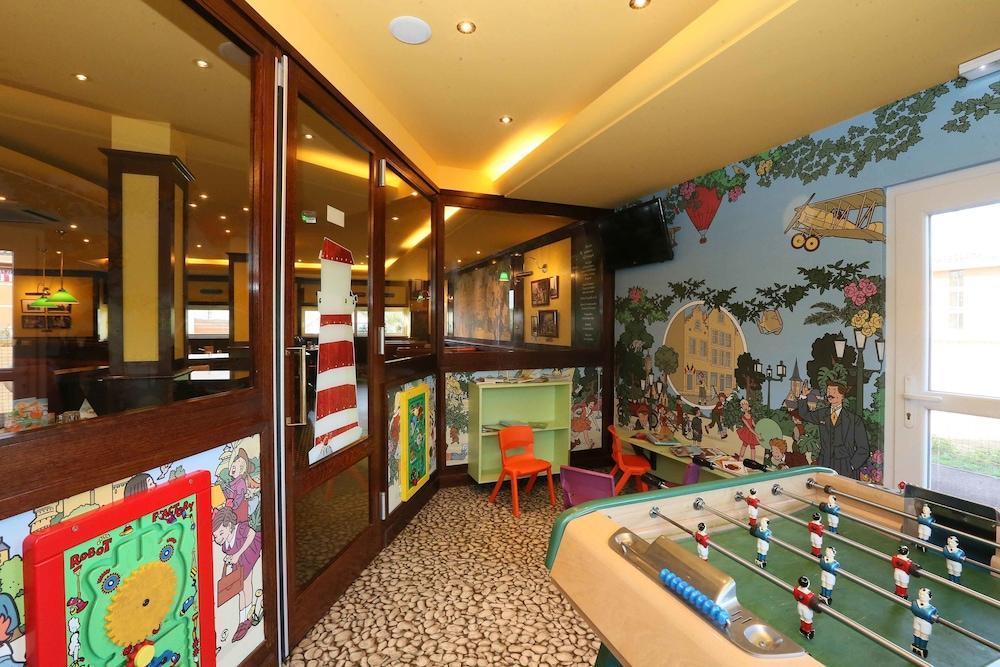 อพาร์ตโฮเต็ล อะดาจิโอ เจนีฟ ชองต์ เจนีส พัวอิลลี Aparthotel ธัวรี ภายนอก รูปภาพ