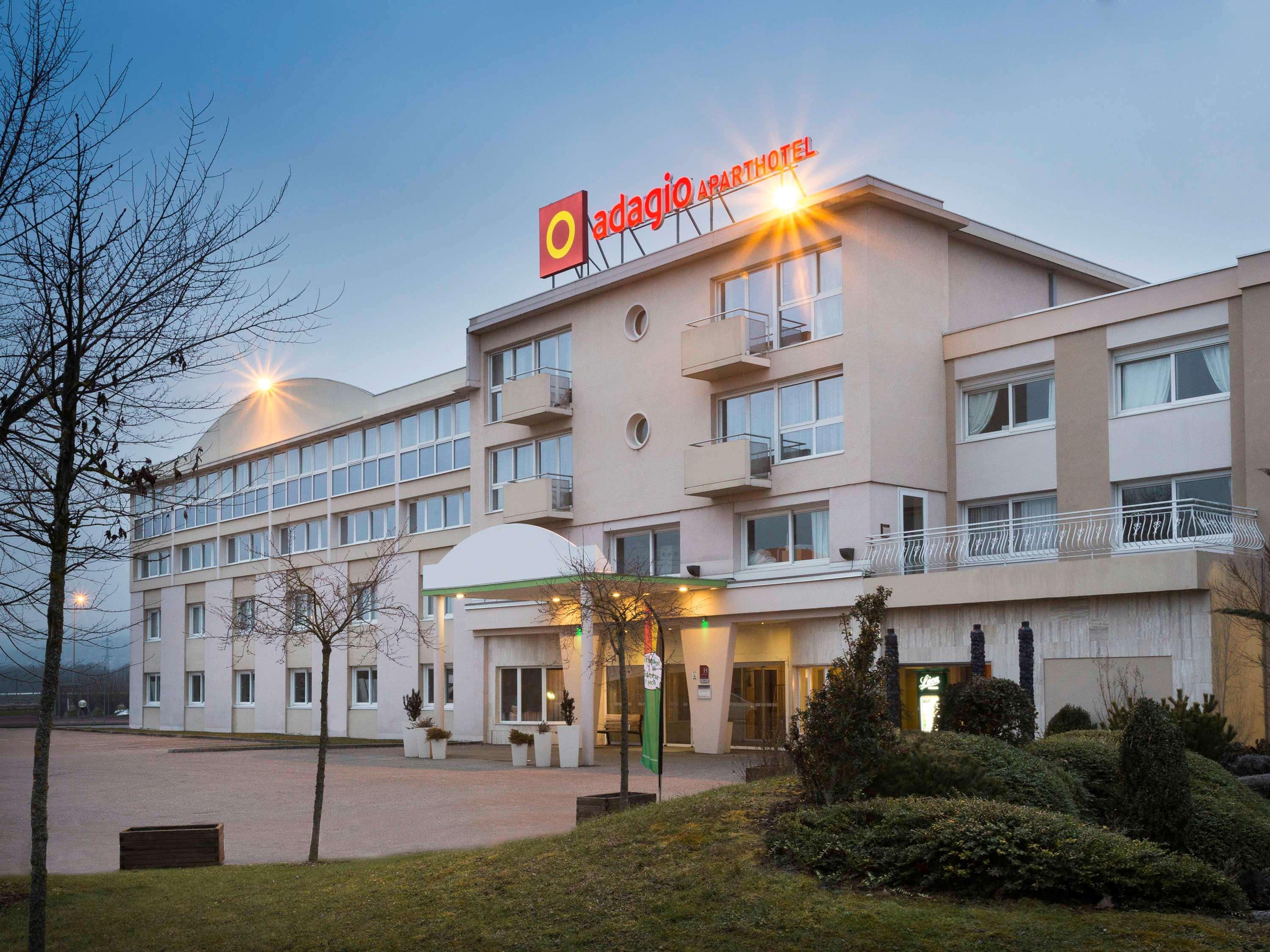 อพาร์ตโฮเต็ล อะดาจิโอ เจนีฟ ชองต์ เจนีส พัวอิลลี Aparthotel ธัวรี ภายนอก รูปภาพ