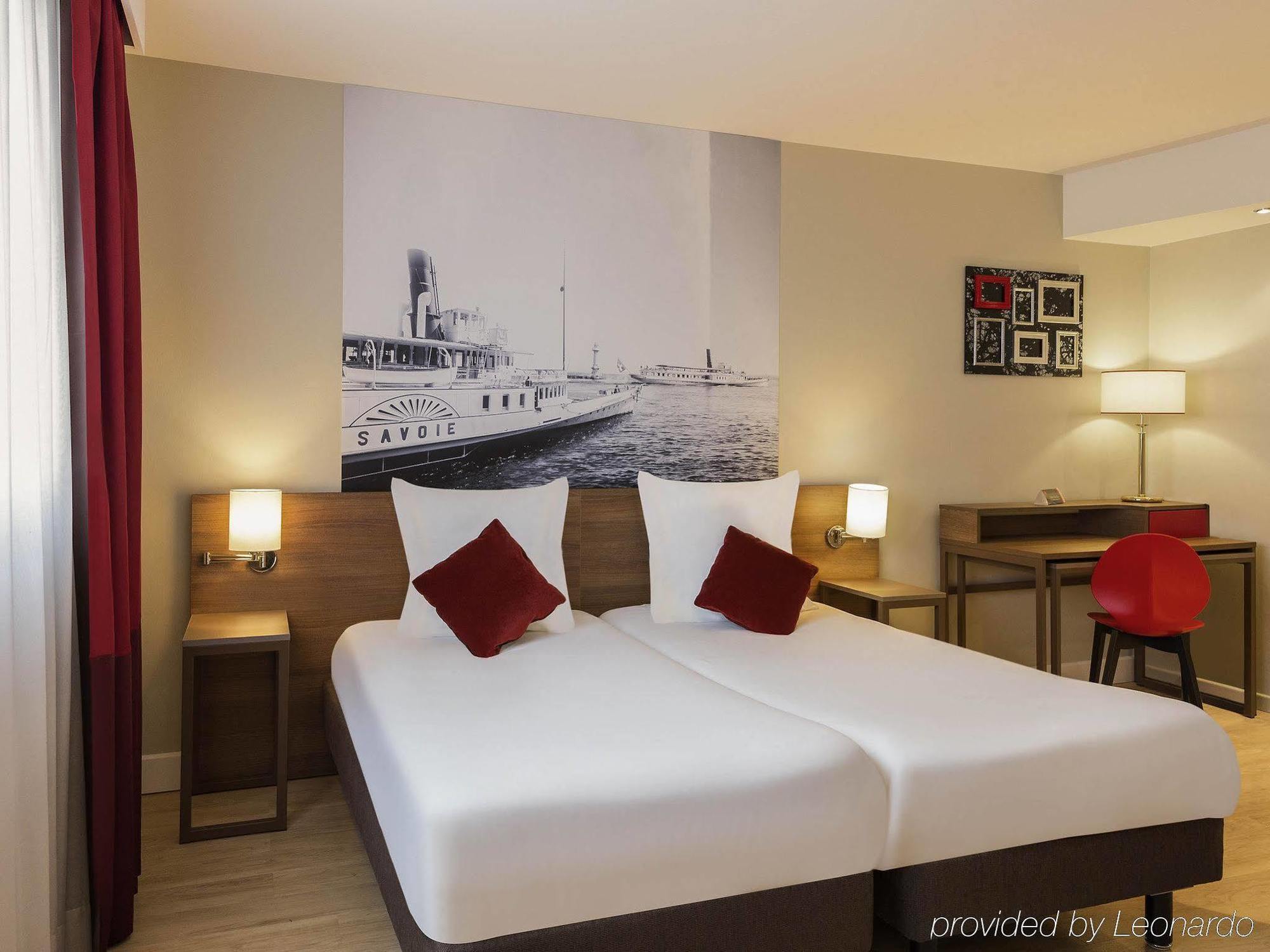อพาร์ตโฮเต็ล อะดาจิโอ เจนีฟ ชองต์ เจนีส พัวอิลลี Aparthotel ธัวรี ภายนอก รูปภาพ