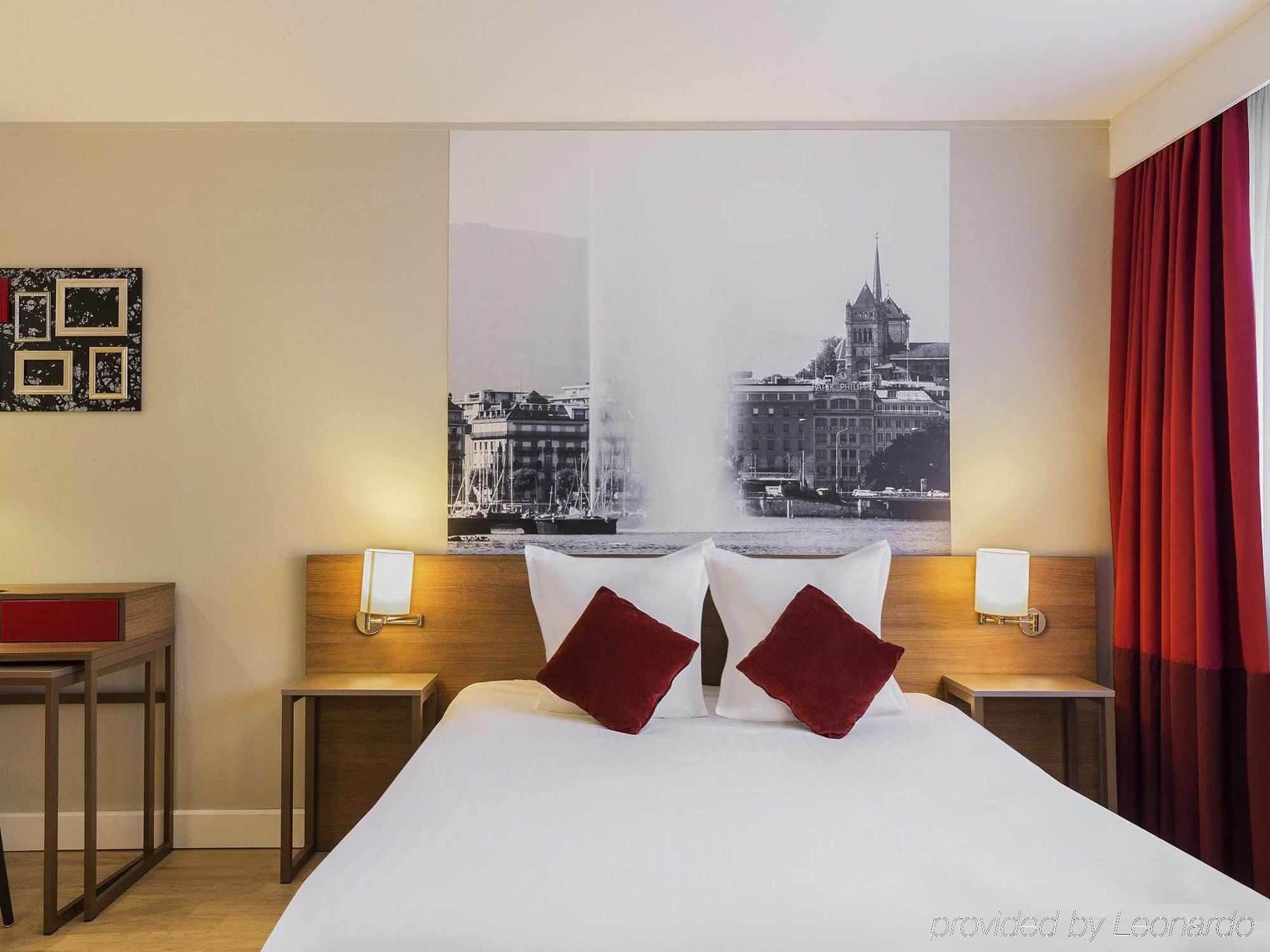 อพาร์ตโฮเต็ล อะดาจิโอ เจนีฟ ชองต์ เจนีส พัวอิลลี Aparthotel ธัวรี ภายนอก รูปภาพ