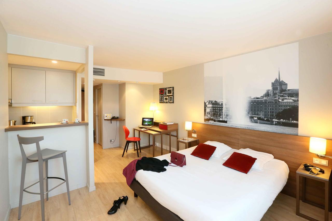 อพาร์ตโฮเต็ล อะดาจิโอ เจนีฟ ชองต์ เจนีส พัวอิลลี Aparthotel ธัวรี ภายนอก รูปภาพ